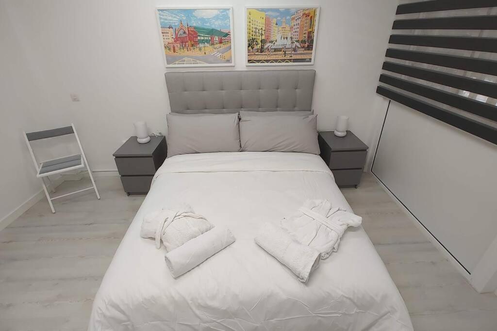 Piso En Zona Exclusiva Calle Colon バレンシア エクステリア 写真